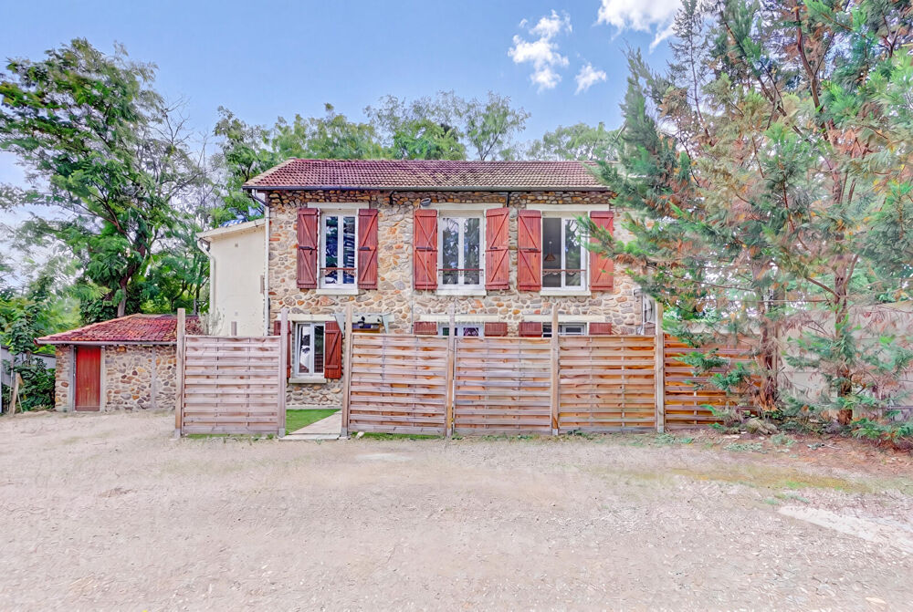 Vente Maison Maison cosy 5 pièces à vendre à Saint-Germain-en-Laye, quartier Hennemont Saint germain en laye