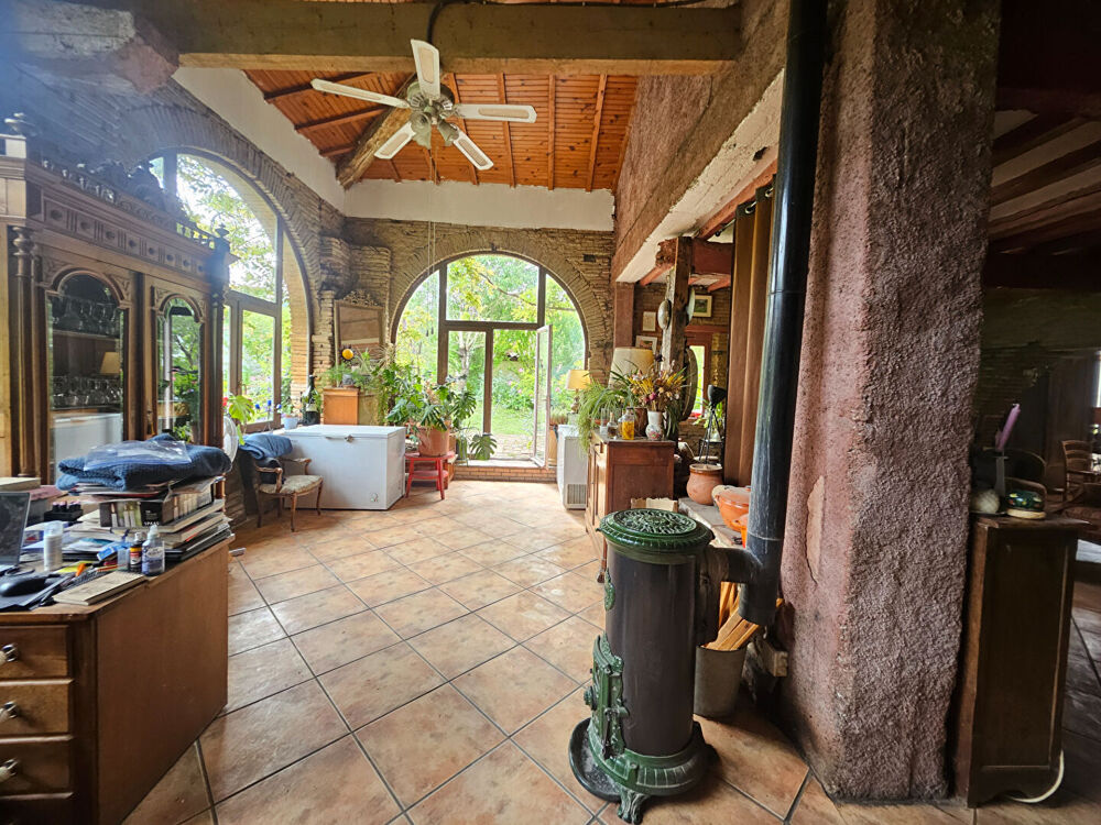 Maison Saint Rustice 5 pièces, 5 chambres.