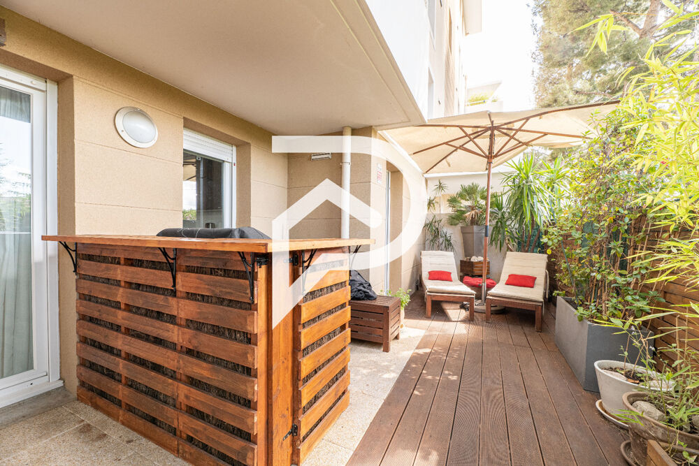 Vente Appartement A vendre Appartement T2 de 47m2 avec terrasse de 30m2 RDJ  Marseille 13009 BONNEVEINNE Marseille 8
