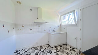 Location Maison Maison 4 pièces à louer à Blaye - 77,36 m² en bon état Blaye