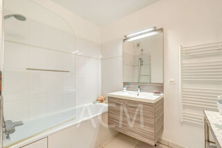  Appartement � vendre 5 pi�ces 84 m�