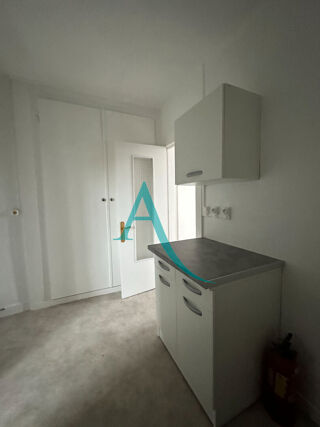  Appartement à louer 1 pièce 23 m²