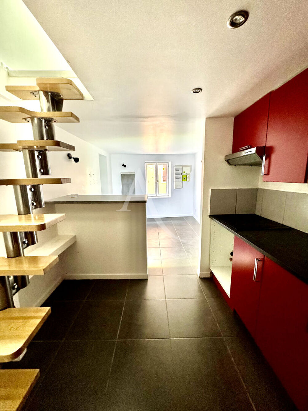 VENTE TRIPLEX LEVENS 51M2