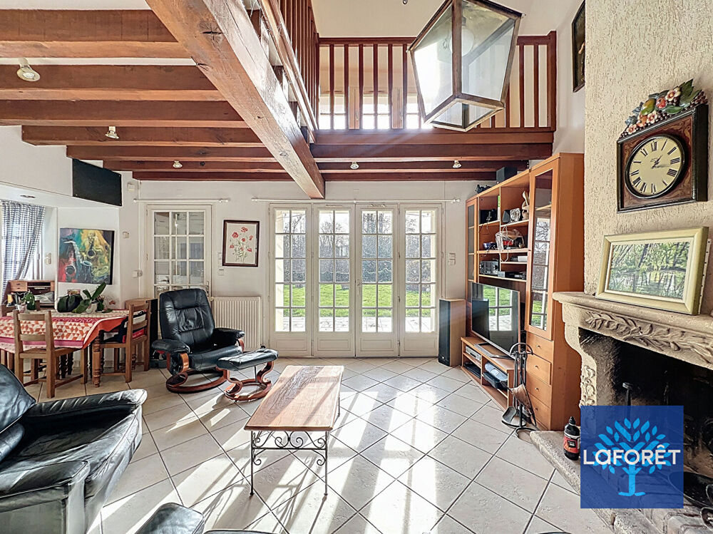Vente Maison Maison Guigneville Sur Essonne 7 pièces- 4 chambres - 12436² de terrain La ferte alais