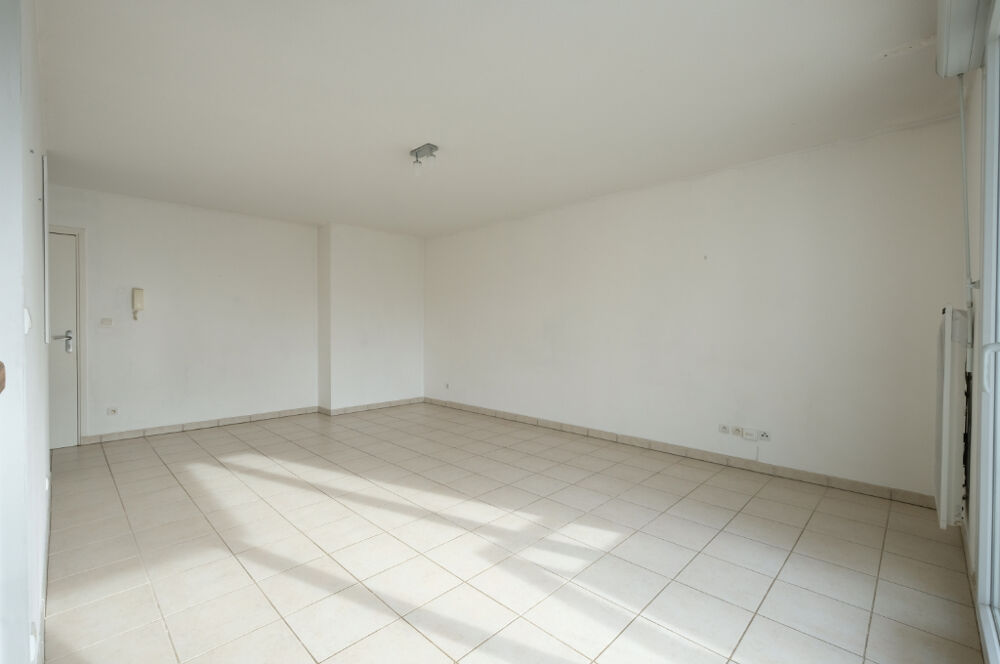 Vente Appartement Colomiers Lycée international grand T2 50 m² avec parking Colomiers