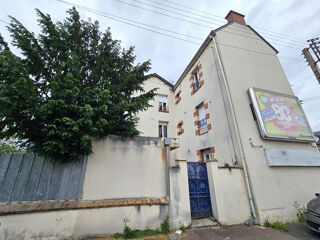  Immeuble  vendre 7 pices 140 m