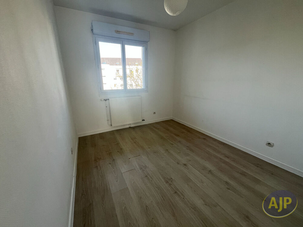 Location Appartement T3 - ILE DE NANTES Nantes