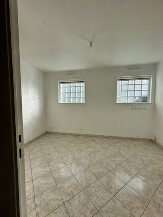  Appartement à louer 1 pièce 24 m²