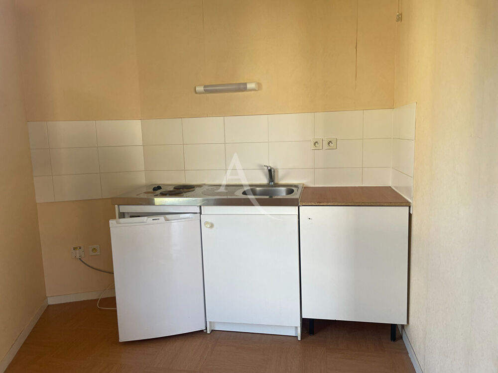 Location Appartement STUDIO NON MEUBLE - RUE DES BANCHAIS - Angers