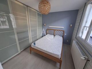  Appartement à louer 2 pièces 37 m²