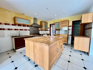  Maison � vendre 6 pi�ces 200 m�