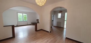  Maison à louer 7 pièces 145 m²