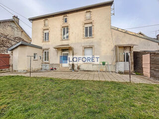  Immeuble  vendre 9 pices 262 m