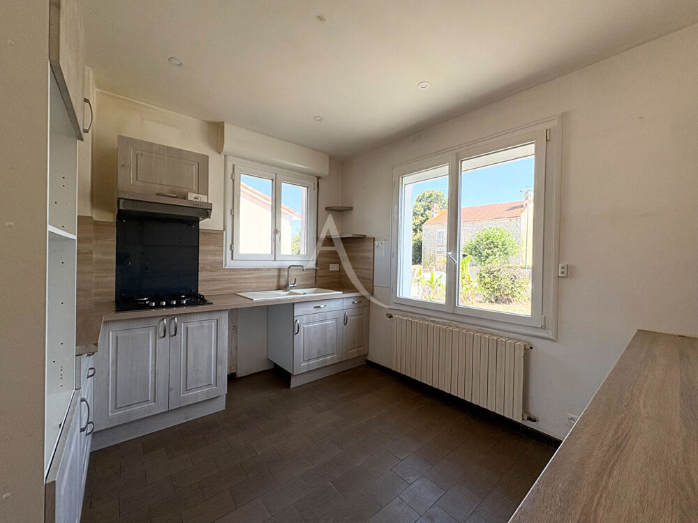 Maison 4 pièces - 2 chambres - NALLIERS