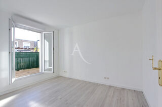  Appartement à vendre 5 pièces 94 m²