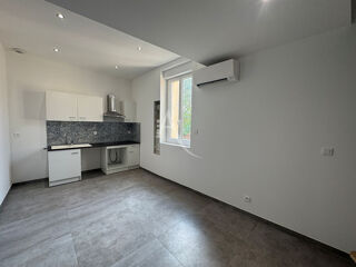  Appartement à louer 2 pièces 42 m²