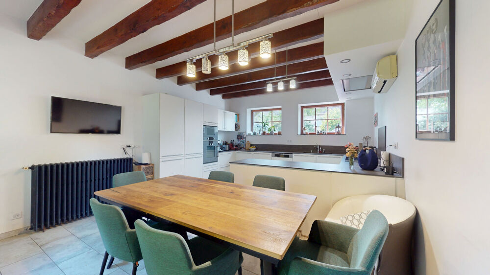 Maison 7 pièce(s) 215 m2