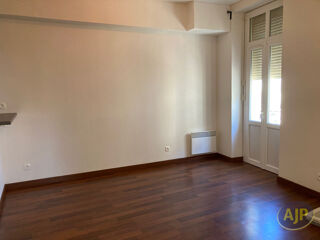  Appartement à louer 3 pièces 42 m²