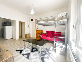  Appartement à louer 1 pièce 29 m²