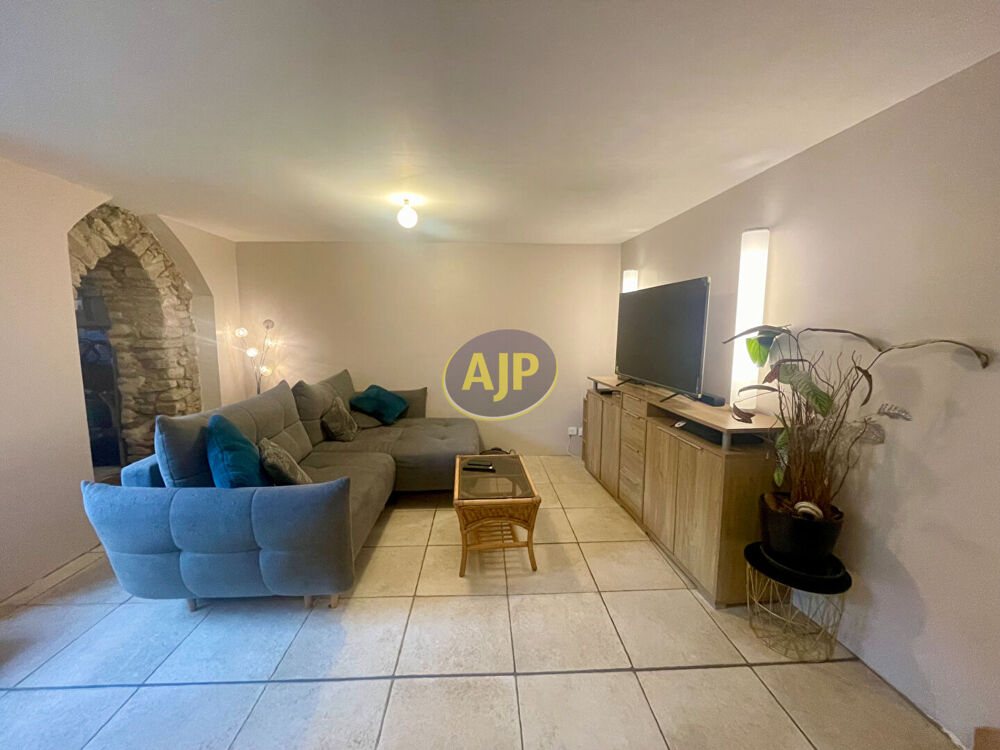 Vente Maison Maison avec d�pendances Locmalo
