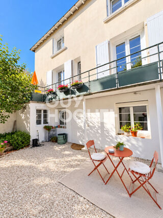 Maison 5 pièces 97 m² · à Tours · 97 m² · 349 900 €