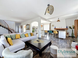 Maison à vendre 7 pièces 193 m²