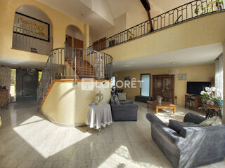  Maison � vendre 11 pi�ces 250 m�