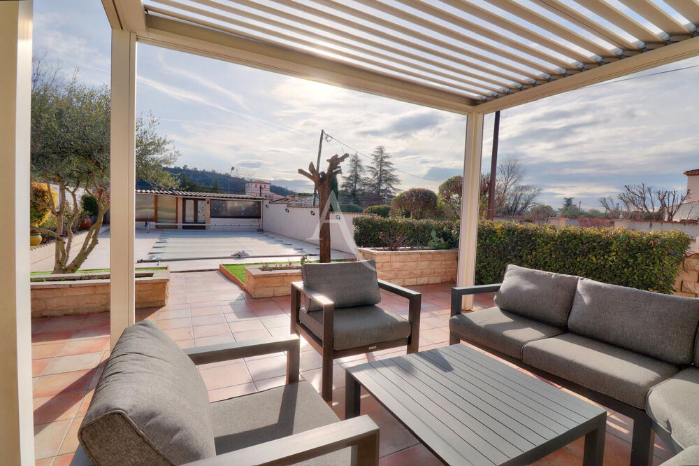 VILLA TYPE 5 TERRASSE PISCINE JARDIN ABRI VOITURE VINON SUR VERDON