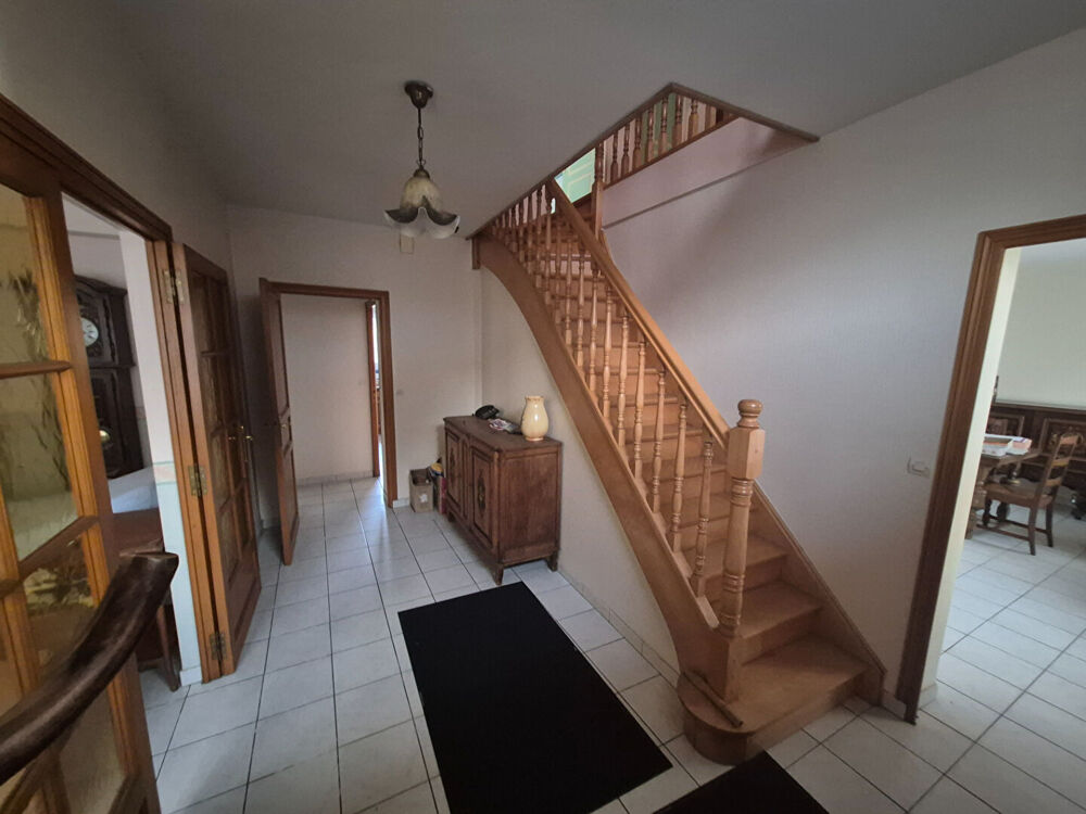 Maison familiale de caractère 4 pièce(s) 152 m2