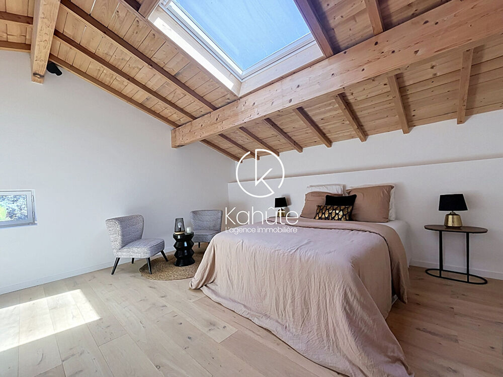 à 20 minutes de Lyon, Appartement Lentilly 4 pièce(s), triplex de 91m², 3 chambres, extérieur privatif, 2 places de stationnemen