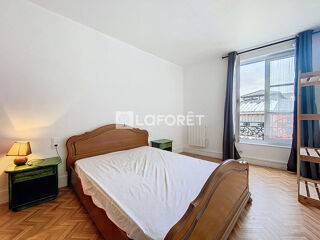  Appartement à louer 2 pièces 44 m²
