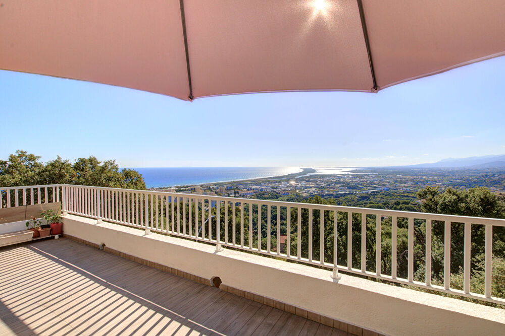 BASTIA Maison vue mer 4 pièces 115 m2 + T3 65 m²