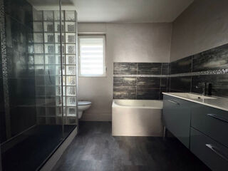  Maison  vendre 4 pices 105 m