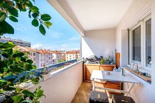  Appartement � vendre 4 pi�ces 99 m�