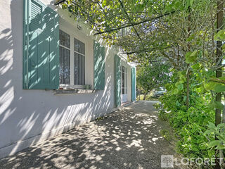 Vente Maison PIOLENC CENTRE - Maison 95m², jardin avec piscine et dépendances Piolenc