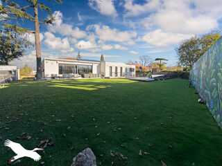  Maison � vendre 12 pi�ces 350 m�