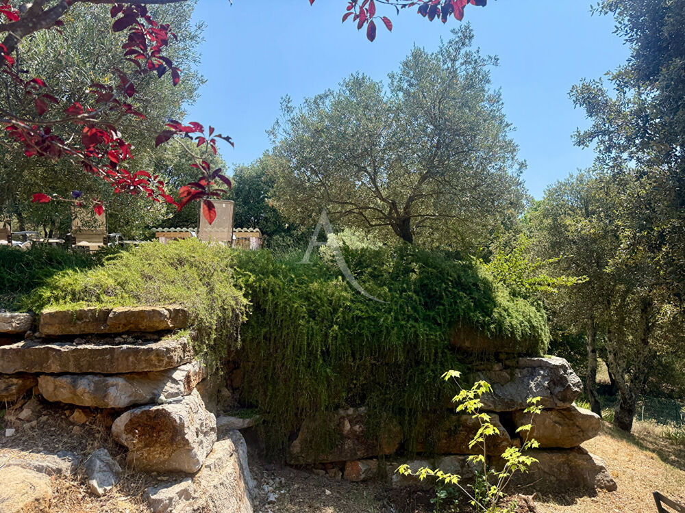 VILLA T4 LUMINEUSE AU CALME AVEC JARDIN DE 1300M2 PISCINE ET ATELIER