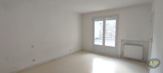  Immeuble � vendre 4 pi�ces 103 m�