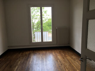  Appartement à louer 3 pièces 64 m²