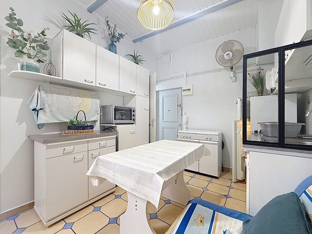Appartement 2 pièces à vendre au centre historique de La Ciotat