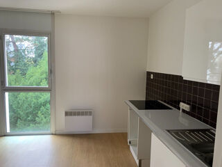  Appartement à louer 2 pièces 63 m²