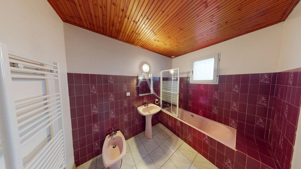 Maison 3 chambres avec 600 m² de terrain La Chaize-Giraud