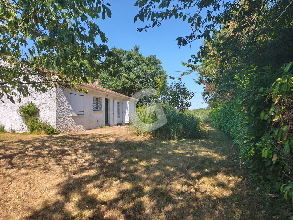 Vente Maison MAISON - 5 PIECES - 95 M² - A VENDRE - LE CHAMP SAINT PERE Le champ saint pere