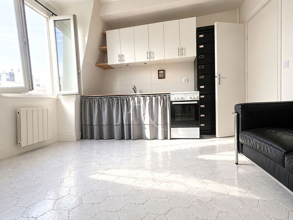 Appartement plein de charme 11e