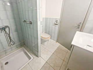  Appartement  louer 1 pice 40 m