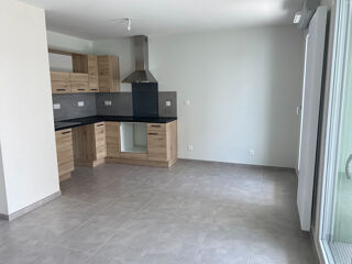  Appartement à louer 2 pièces 43 m²