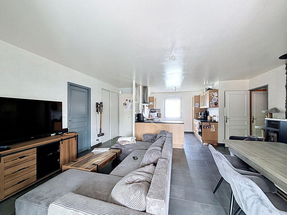 Maison Chemazé vie de plain pied 6 pièce(s) 126 m2