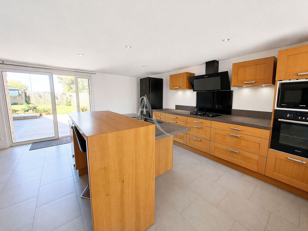 Maison La Gaubretière 7 pièces 222 m²