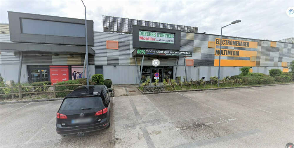   Local commercial 568m² - ZAC ECOLE VALENTIN 