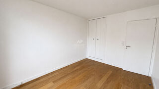  Appartement à louer 5 pièces 97 m²
